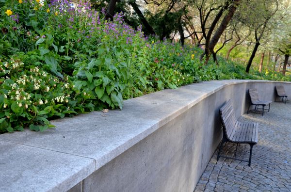 Concrete Retaining Wall Service in Freehold