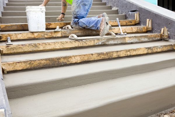 Concrete Steps Pouring in Freehold