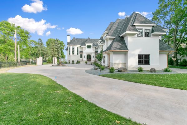 Cost of Concrete Driveway Installation in Freehold